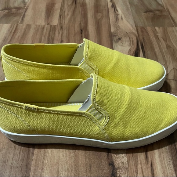 Keds X Kate Spade New York Double Decker Logo Foxing Canvas Sneakers
Sz 9.5 - Picture 2 of 12